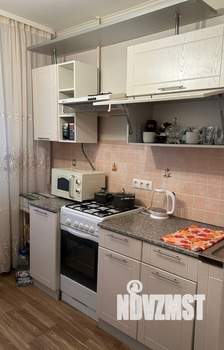2-к квартира, вторичка, 54м2, 1/5 этаж