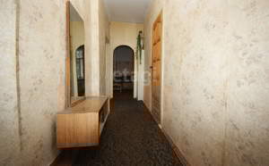 2-к квартира, вторичка, 58м2, 1/4 этаж