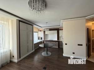 3-к квартира, вторичка, 108м2, 2/2 этаж