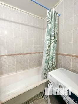 2-к квартира, вторичка, 52м2, 1/9 этаж